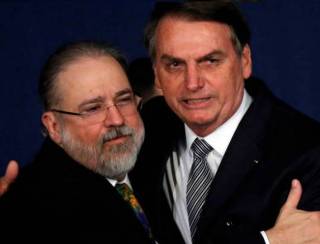 Augusto Aras blindou Jair Bolsonaro, e o STF virou fiscal da lei