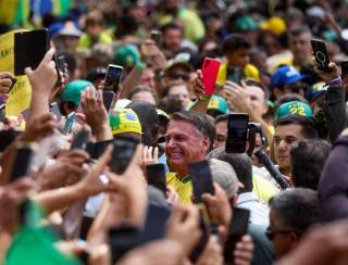 Bolsonaro usa ato por anistia para mandar recados em caso de prisão e diz deixar lideranças na direita