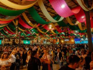 Oktoberfest quer vetar funk, pagode e sertanejo para reforçar raízes alemãs