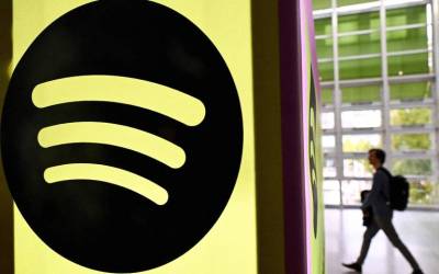 Músicos que ganham pelo Spotify triplicaram em menos de uma década