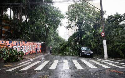 São Paulo continua com alerta de chuva intensa para esta quinta-feira (13)