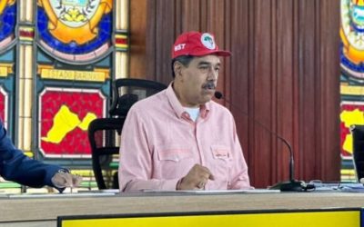 Maduro anuncia entrega de 180 mil hectares de terras na Venezuela ao MST