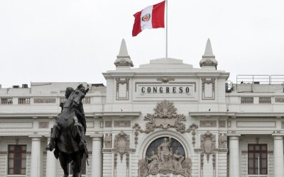 Peru anuncia estado de emergência em Lima para combater crime organizado